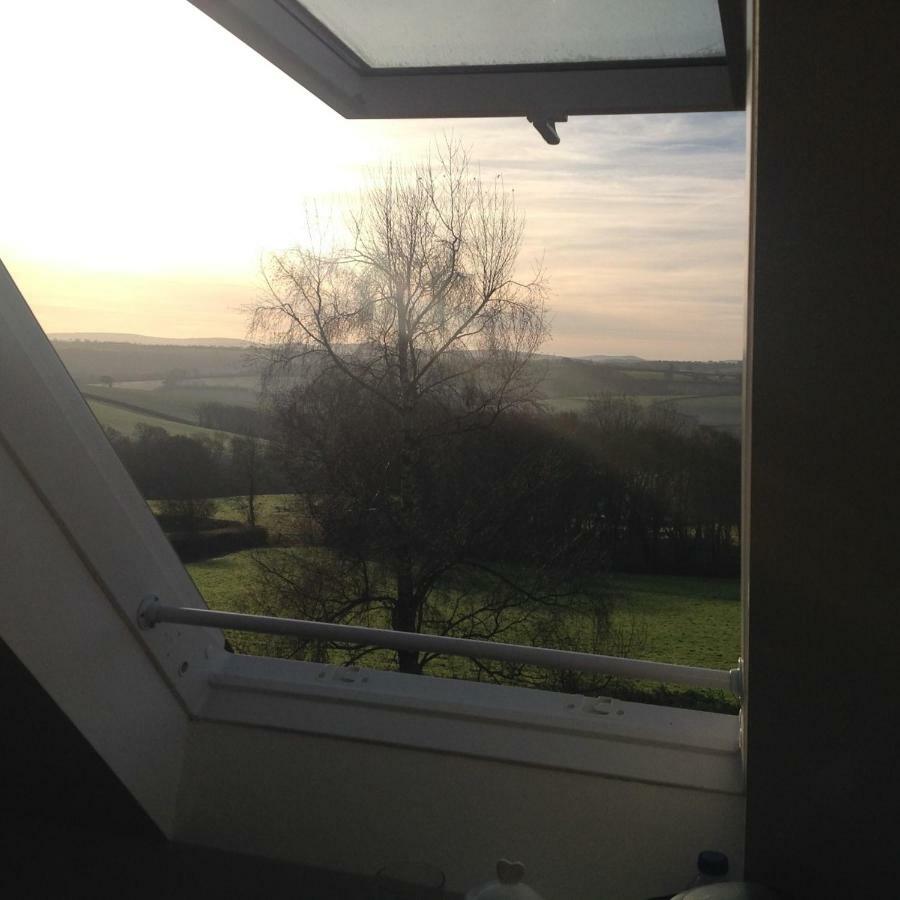 East Hillerton House Guest House Crediton Exterior photo